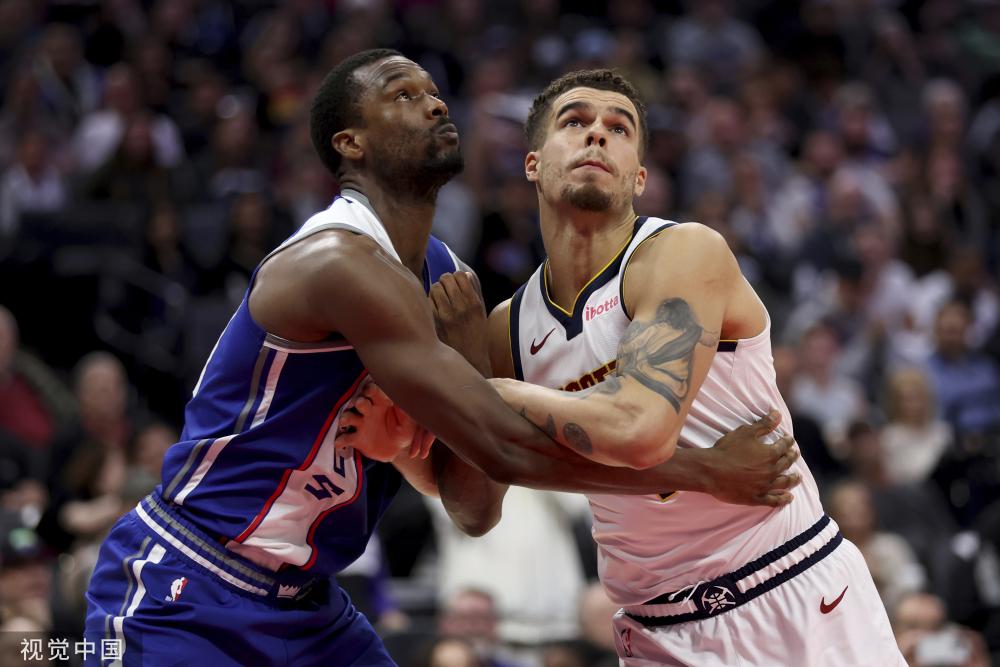 用稳定的三 用稳定的三