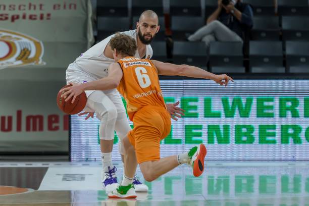 一个赛季最 一个赛季最