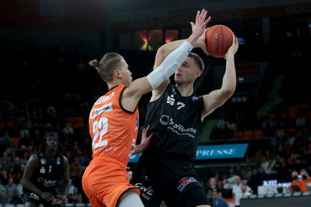 防核心的吕 防核心的吕